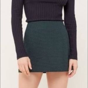 NWT Urban Outfitters Green & Black Buffalo Check Mini Skirt XS